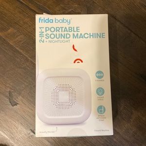Fridababy portable sound machine and night light